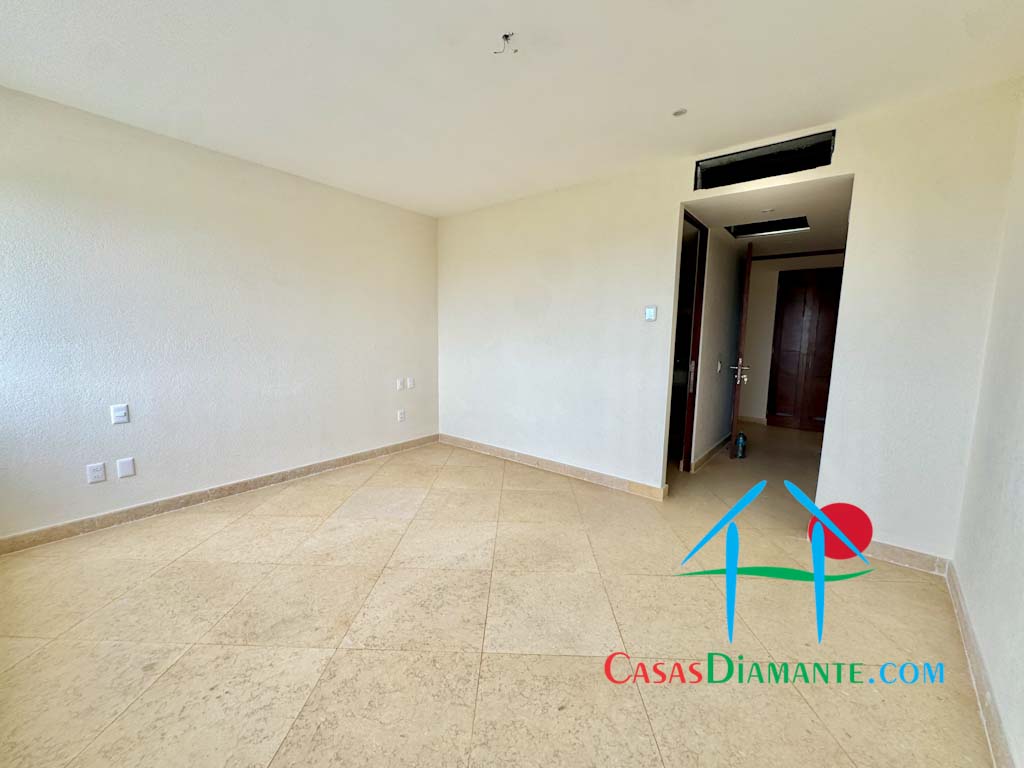 Playamar Tres Cantos T2 802 - Recámara uno 5